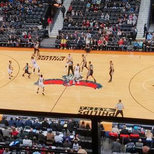 Meet your Posher, Robert